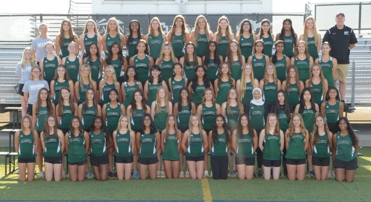 This week's El Caporal Mason Team of the Week is the Mason Girl's Cross Country Team.